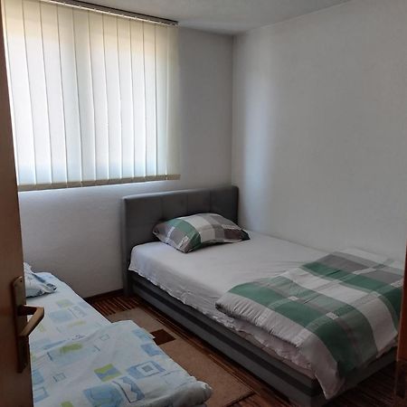 Apartman Leki ซาราเยโว ภายนอก รูปภาพ