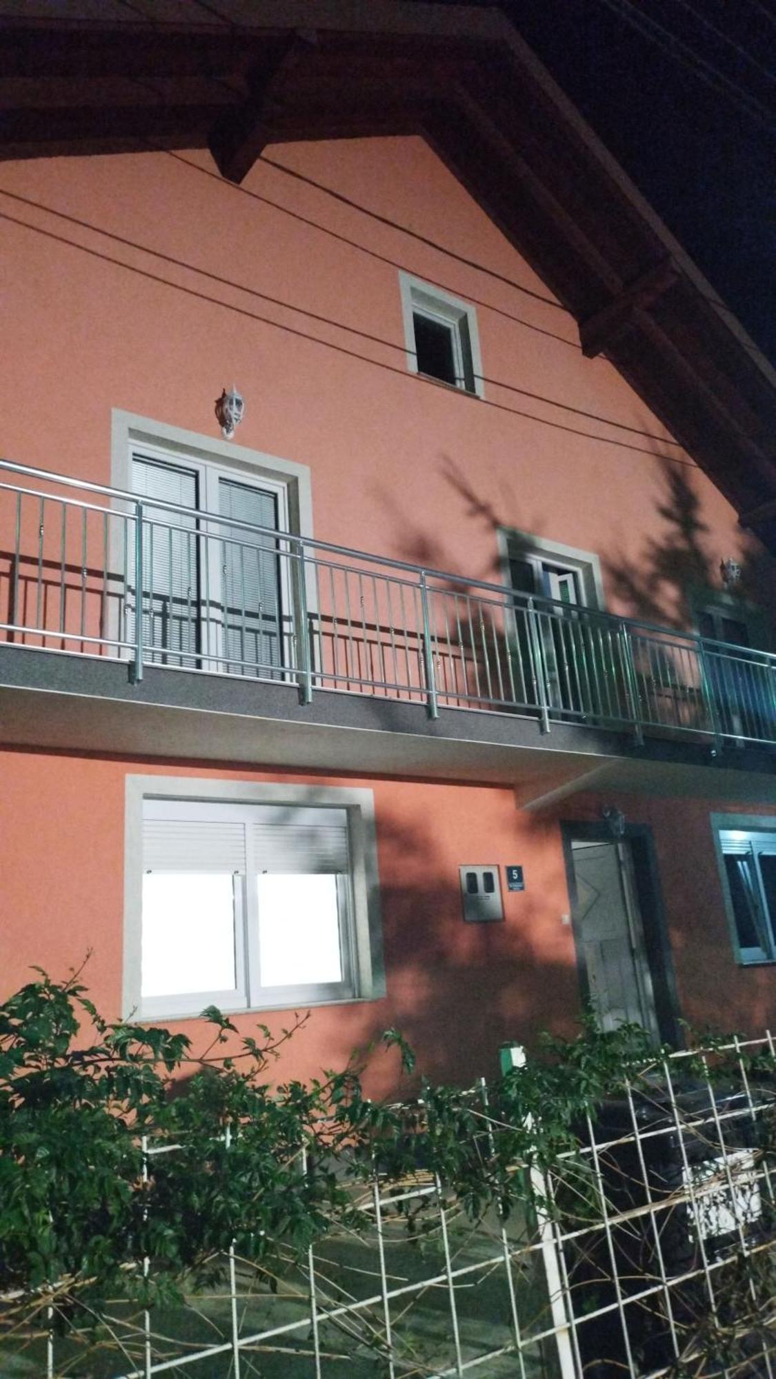 Apartman Leki ซาราเยโว ภายนอก รูปภาพ